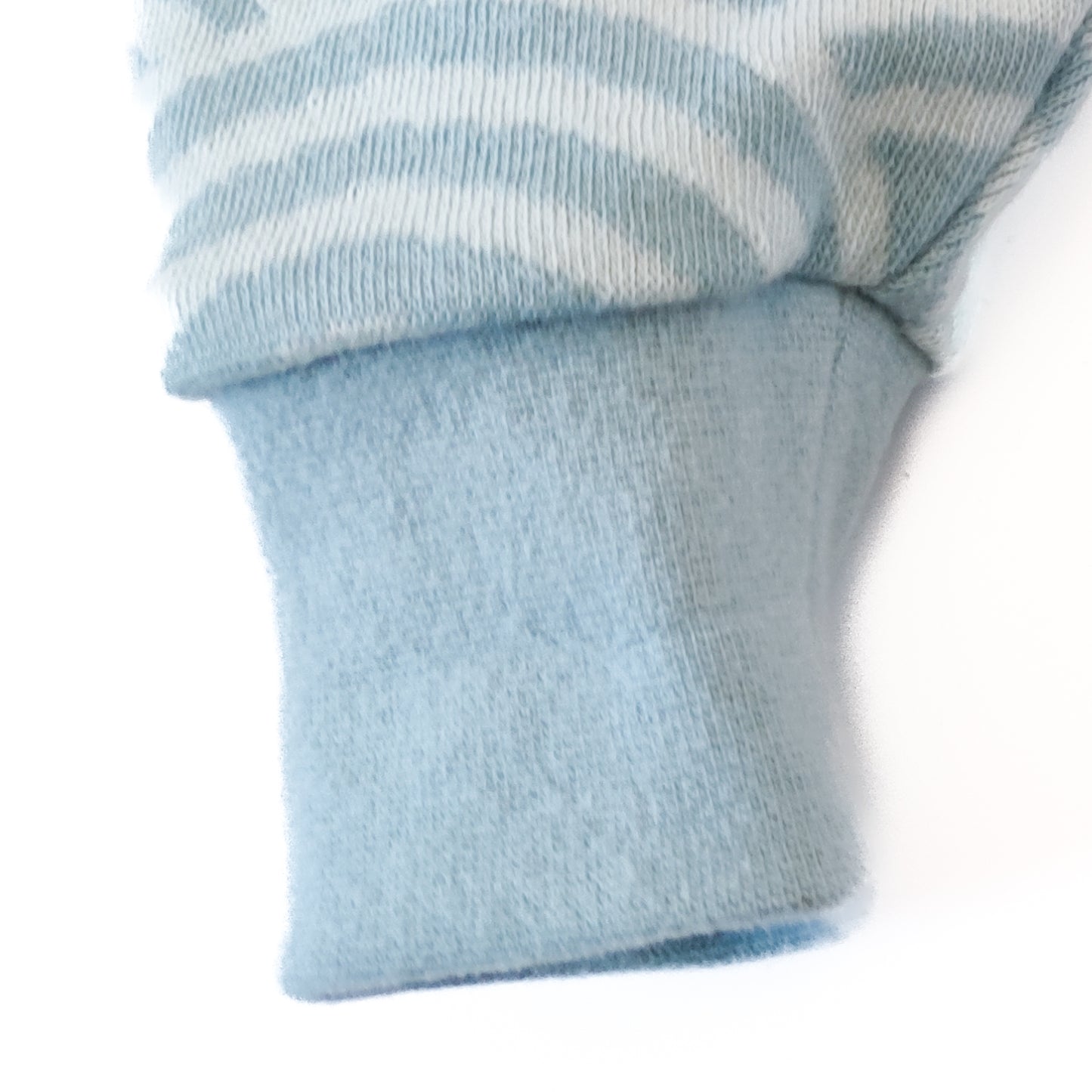 Strampler "Wellenkind" in Nordhauch