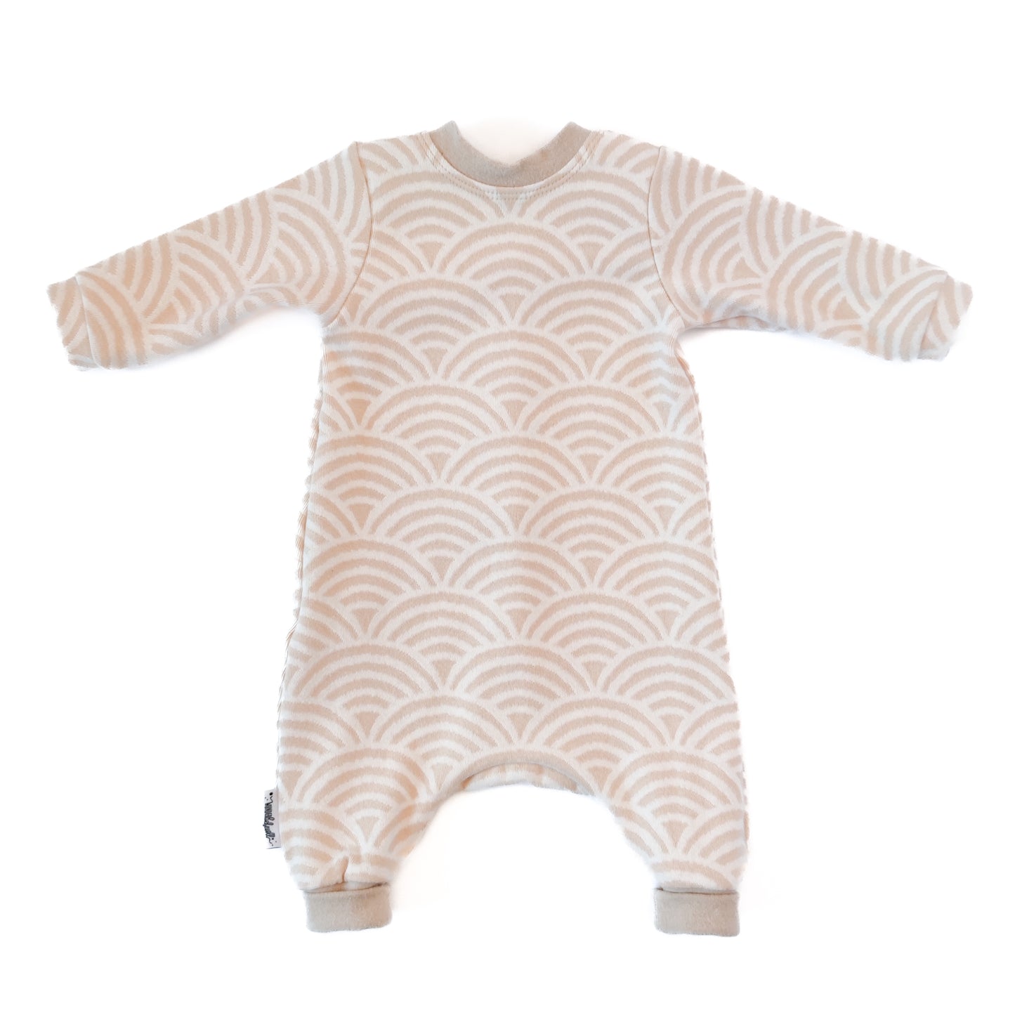 Strampler "Wellenkind" in Sandlicht