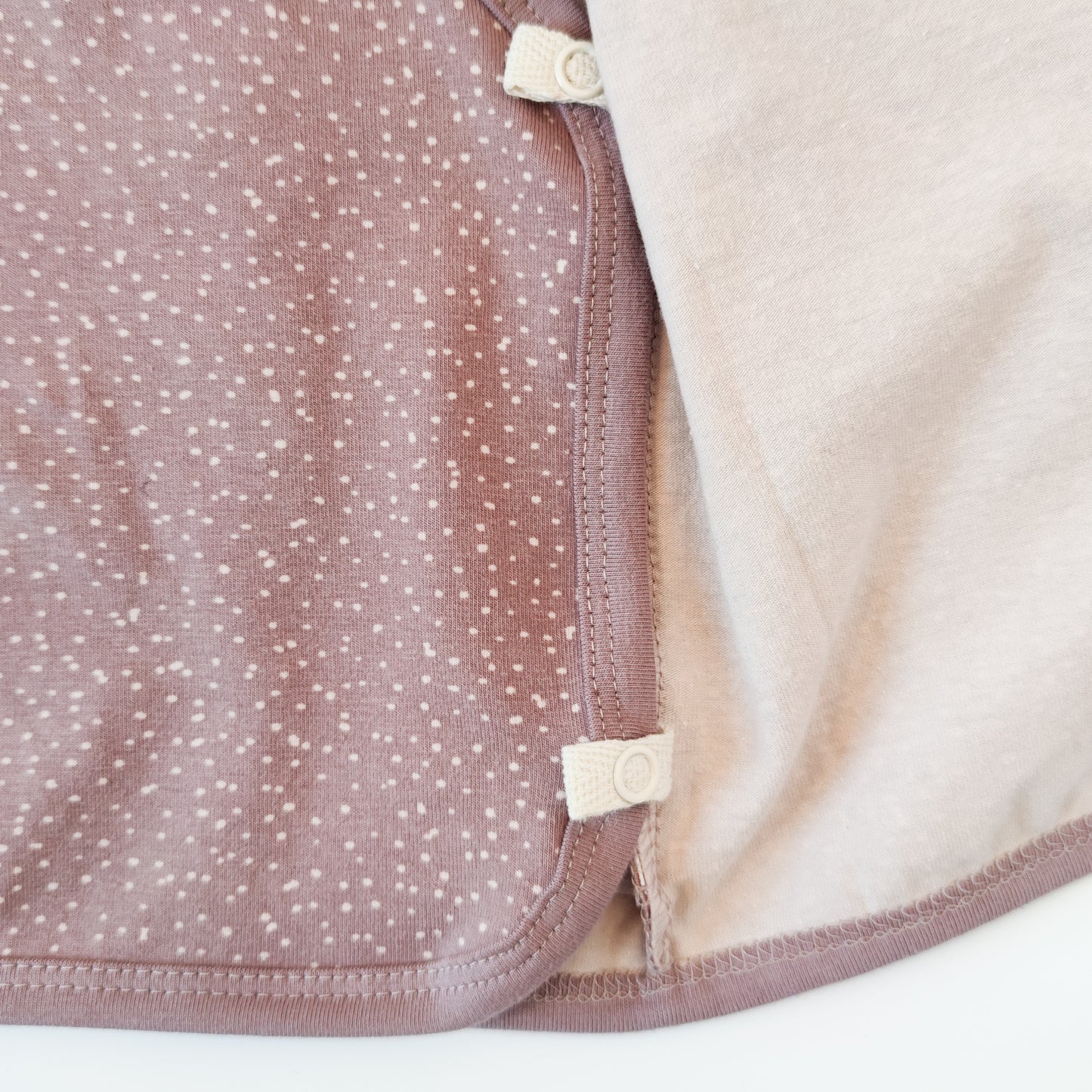 Wickelshirt "Seelchen" in Rosentau mit Pünktchen