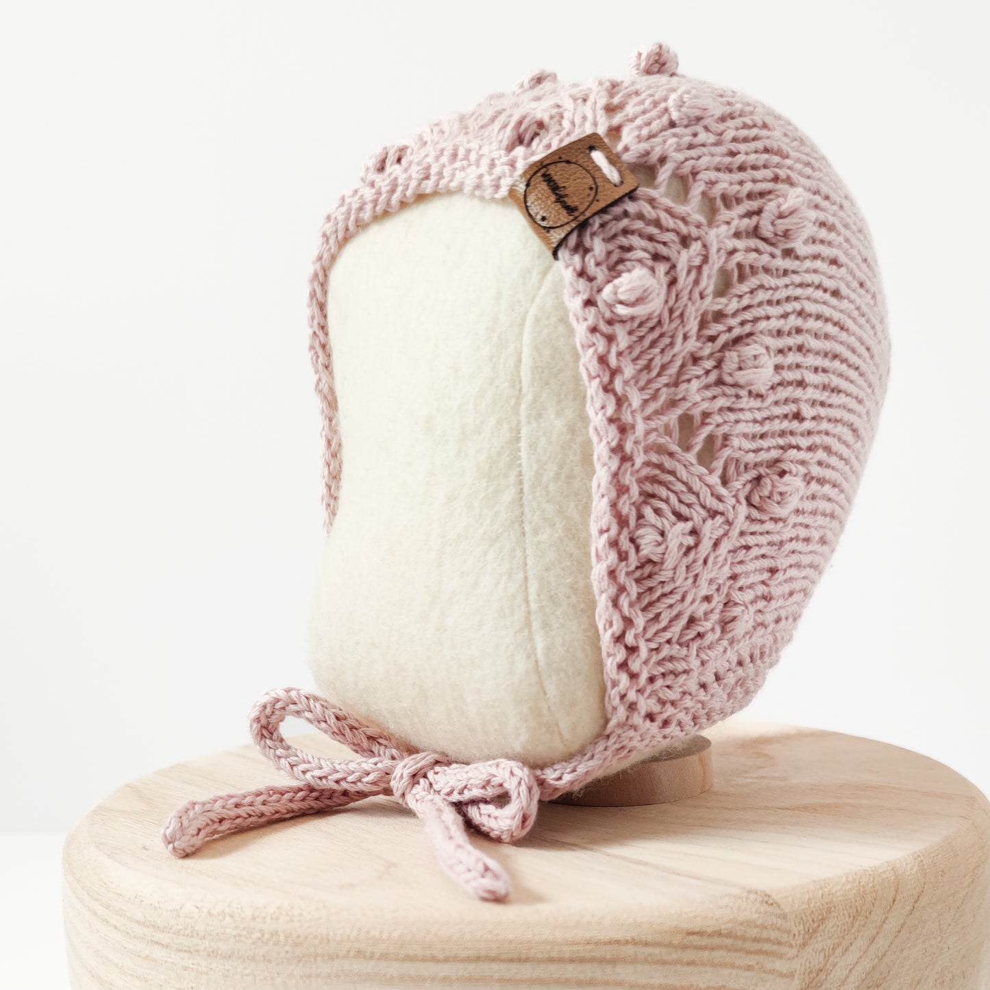 Mütze "Perlentanz" in Rosentau