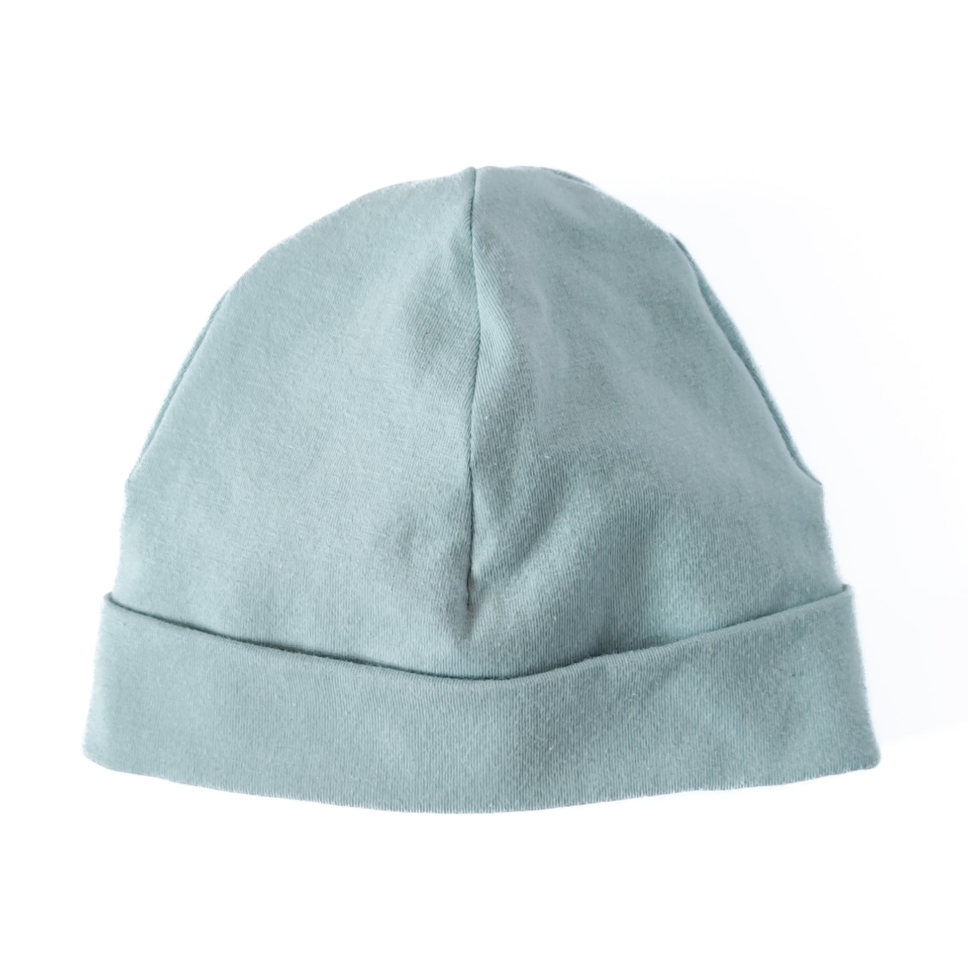 Vorderansicht einer Beanie mit Umschlag in der Farbe blau
